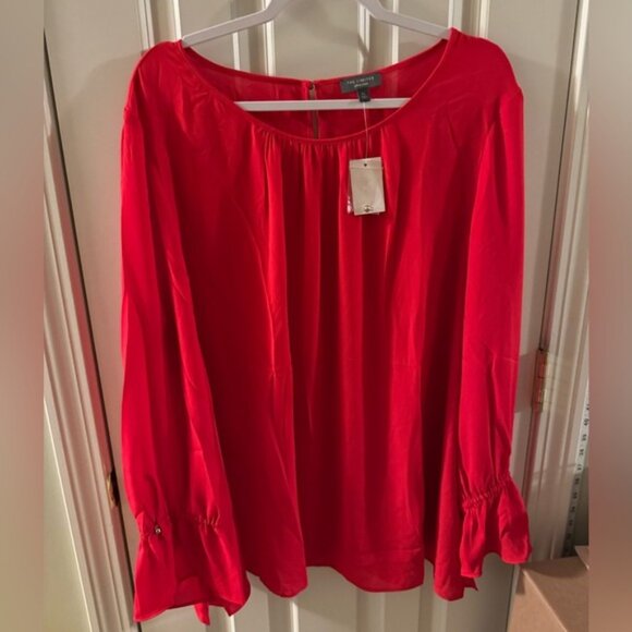 NWT Womens Size 2X The Limited Red Long Sleeve Blouse - Picture 1 of 4